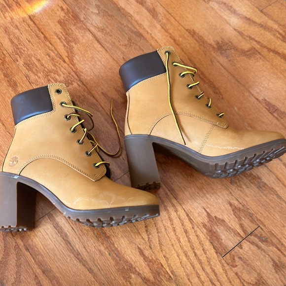 Timberland Women's Brown Heeled Boots 7 - Picture 4 of 10